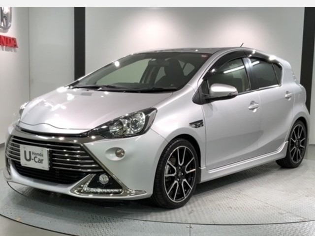 中古車 トヨタ アクア 1 5 G G S の中古車詳細 84 000km シルバーメタリック 愛知県 86 8万円 中古車情報 中古車 検索なら 車選びドットコム 車選び Com