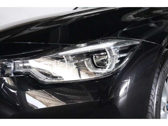 中古車 Bmw 3d の中古車詳細 21 000km ブラック 東京都 230万円 中古車情報 中古車検索なら 車選びドットコム 車 選び Com