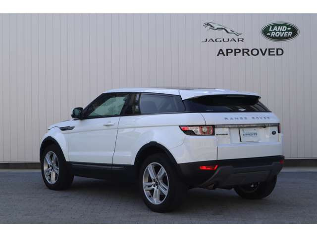 中古車 ランドローバー レンジローバーイヴォーククーペ ピュア 4wd の中古車詳細 53 000km ホワイト 兵庫県 246 8万円 中古車情報 中古車検索なら 車選びドットコム 車選び Com