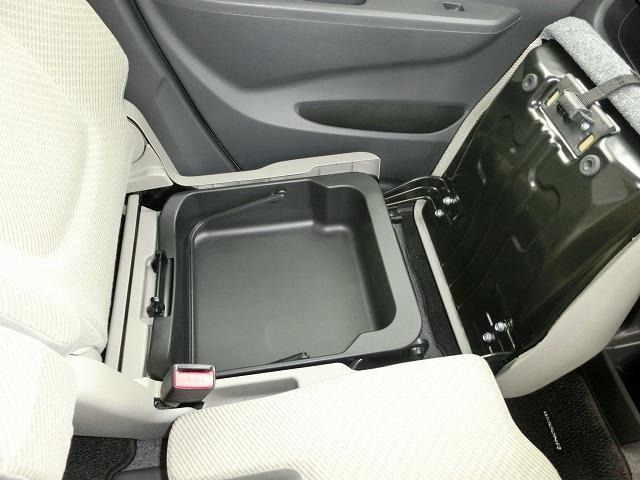 中古車 スズキ ワゴンr Fx の中古車詳細 37 000km シルバー 和歌山県 38 8万円 中古車情報 中古車検索なら 車 選びドットコム 車選び Com