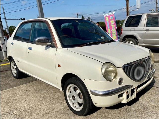 中古車 ダイハツ オプティ クラシック 5速mt社外aw検2年受渡cd庄内産玄米10kg付 の中古車詳細 118 000km ホワイトパール 大分県 24万円 中古車情報 中古車検索なら 車選びドットコム 車選び Com