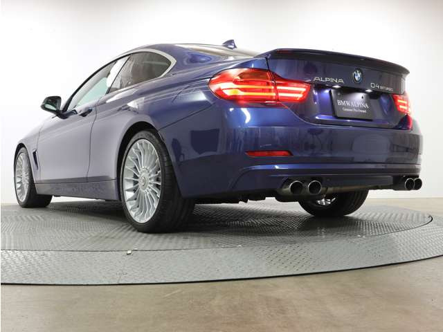 中古車 Bmwアルピナ D4クーペ ビターボ の中古車詳細 56 000km ブルー 神奈川県 568万円 中古車情報 中古車検索なら 車 選びドットコム 車選び Com