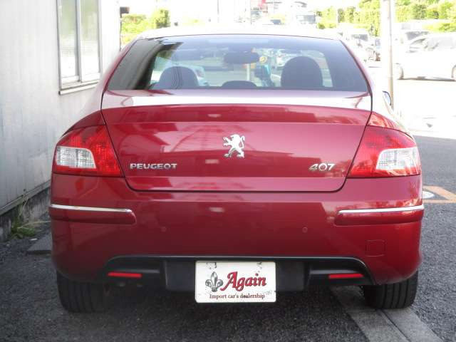 中古車 プジョー 407 Sv 3 0 後期最終型 黒革 地デジhddナビ の中古車詳細 85 000km レッド 埼玉県 28万円 中古車情報 中古車検索なら 車選びドットコム 車選び Com
