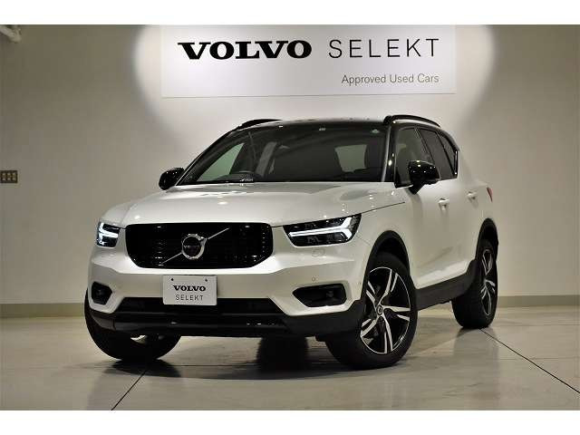 中古車 ボルボ Xc40 T5 Awd Rデザイン 4wd の中古車詳細 13 000km ホワイトパール 千葉県 450万円 中古車 情報 中古車検索なら 車選びドットコム 車選び Com