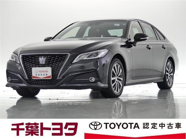 中古車 トヨタ クラウンハイブリッド 2 5 S Cパッケージ の中古車詳細 4 000km ブラックパール 千葉県 410万円 中古車 情報 中古車検索なら 車選びドットコム 車選び Com