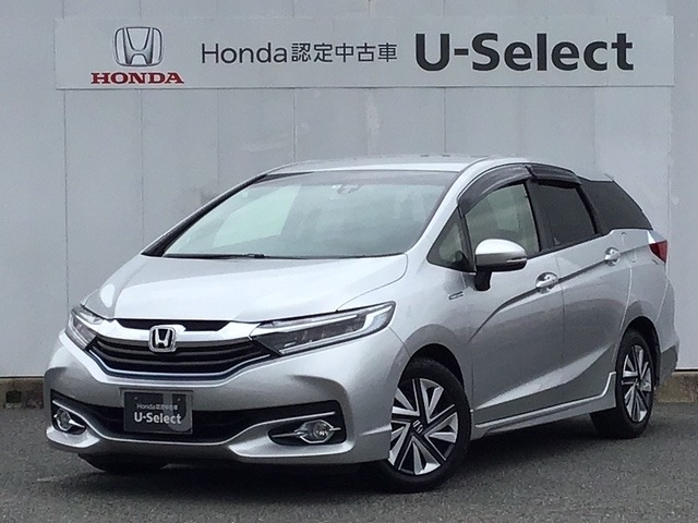 中古車 ホンダ シャトル 1 5 ハイブリッド X スタイルエディション の中古車詳細 34 000km シルバーメタリック 福岡県 118 5万円 中古車情報 中古車検索なら 車選びドットコム 車選び Com