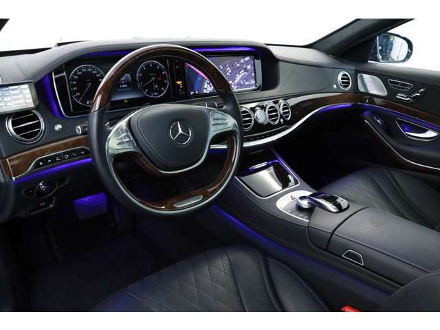 中古車 メルセデス ベンツ メルセデス マイバッハs550 リアエンター デジーノウッドインテリア の中古車詳細 32 000km オブシディアンブラック 東京都 928万円 中古車情報 中古車検索なら 車選びドットコム 車選び Com