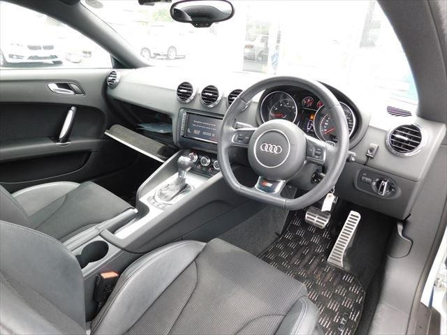 中古車 アウディ Ttクーペ 1 8 Tfsi Sラインパッケージ 純正ナビフルセグetcディスチャージ の中古車詳細 144 000km ホワイト 栃木県 1万円 中古車情報 中古車検索なら 車選びドットコム 車選び Com