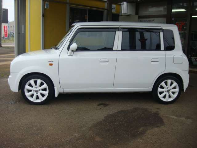 中古車 スズキ アルトラパン Ss の中古車詳細 100 000km ホワイト 新潟県 33万円 中古車情報 中古車検索なら 車 選びドットコム 車選び Com