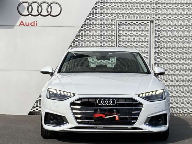 中古車 アウディ アバント 35 Tfsi アドバンスド の中古車詳細 2 000km ホワイトメタリック 千葉県 528万円 中古車 情報 中古車検索なら 車選びドットコム 車選び Com