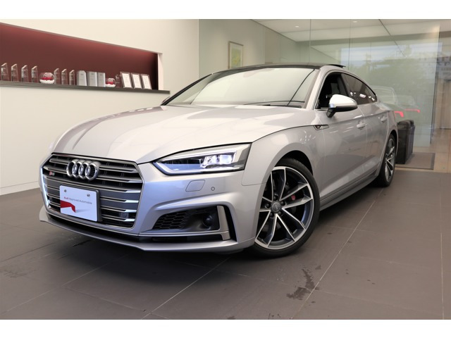中古車 アウディ S5スポーツバック 3 0 4wd の中古車詳細 21 000km シルバー 徳島県 578万円 中古車情報 中古車 検索なら 車選びドットコム 車選び Com