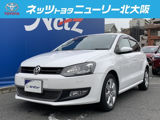 中古車 フォルクスワーゲン ポロ Tsi ハイライン の中古車詳細 27 000km ホワイト 大阪府 55万円 中古車情報 中古車 検索なら 車選びドットコム 車選び Com