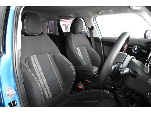 中古車 Bmw ミニ クーパー の中古車詳細 18 000km ブルーメタリック 千葉県 319 9万円 中古車情報 中古車検索なら 車選びドットコム 車選び Com