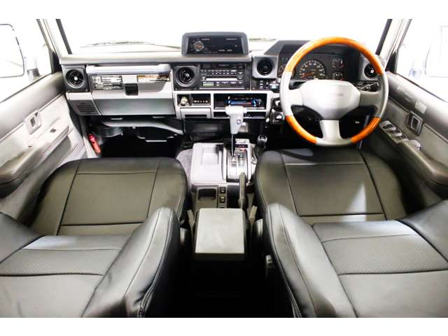 中古車 トヨタ ランドクルーザープラド 2 4 Ex ディーゼル 4wd タイベル交換済 ナロー リアデフロック付 の中古車詳細 113 000km ベージュ 群馬県 228万円 中古車情報 中古車検索なら 車選びドットコム 車選び Com