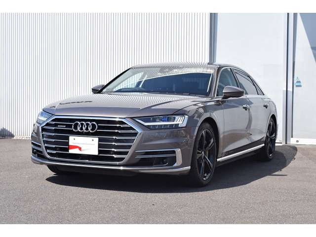 中古車 アウディ A8 L 60 Tfsi クワトロ コンフォート パッケージ 4wd の中古車詳細 16 000km シルバーグレー 福岡県 8万円 中古車情報 中古車検索なら 車選びドットコム 車選び Com