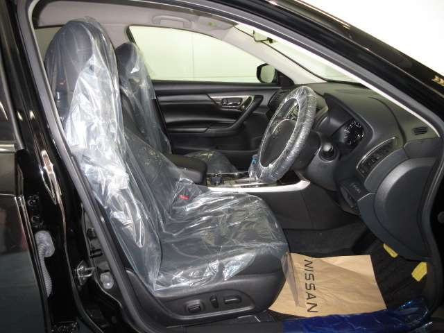 中古車 日産 ティアナ 2 5 Xv ナビavmパッケージ の中古車詳細 6 000km ブラック 宮崎県 264万円 中古車情報 中古車 検索なら 車選びドットコム 車選び Com