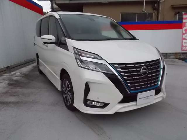 中古車 日産 セレナ 1 2 E Power ハイウェイスター V の中古車詳細 1km パールホワイト 和歌山県 338万円 中古車 情報 中古車検索なら 車選びドットコム 車選び Com