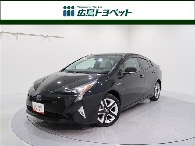中古車 トヨタ プリウス 1 8 A ツーリングセレクション E Four 4wd の中古車詳細 61 000km ブラック 広島県 187万円 中古車情報 中古車検索なら 車選びドットコム 車選び Com