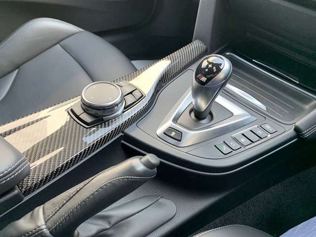 中古車 Bmw M3セダン M Dct ドライブロジック の中古車詳細 13 000km ブラック 大阪府 648万円 中古車情報 中古車 検索なら 車選びドットコム 車選び Com