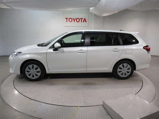 中古車 トヨタ カローラフィールダー 1 5 X の中古車詳細 80 000km パールメタリック 大阪府 68万円 中古車情報 中古車 検索なら 車選びドットコム 車選び Com