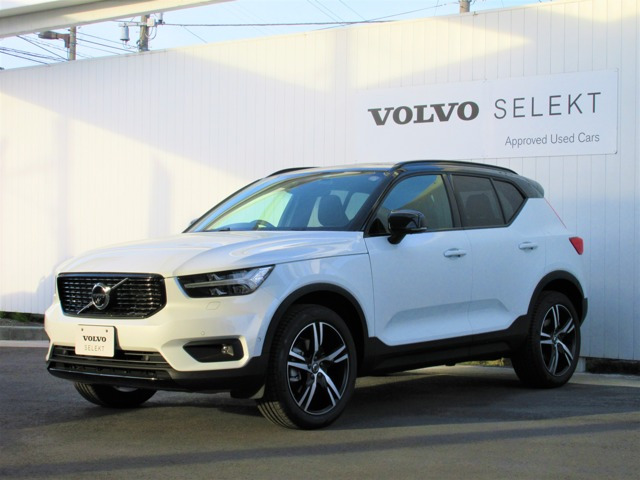 中古車 ボルボ Xc40 T4 Awd Rデザイン 4wd の中古車詳細 1 000km ホワイト 山形県 458万円 中古車情報 中古車検索なら 車選びドットコム 車選び Com