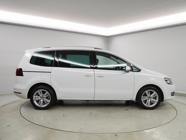 中古車 フォルクスワーゲン シャラン Tsi ハイライン の中古車詳細 25 000km ホワイト 埼玉県 298万円 中古車情報 中古車 検索なら 車選びドットコム 車選び Com