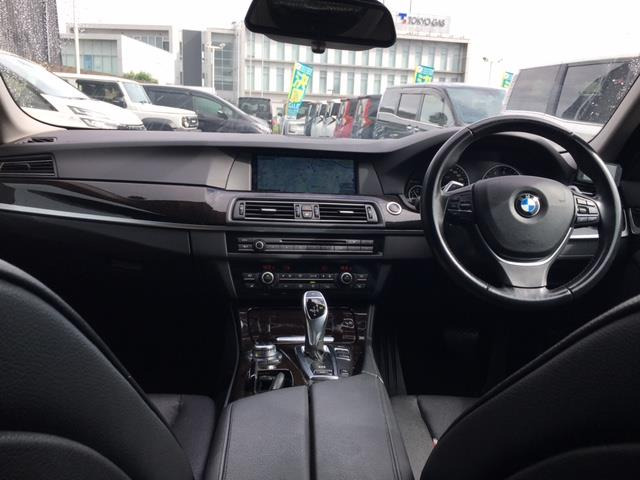 中古車 Bmw アクティブハイブリッド5 本革シート サンルーフ の中古車詳細 78 000km 白 埼玉県 99 9万円 中古車 情報 中古車検索なら 車選びドットコム 車選び Com