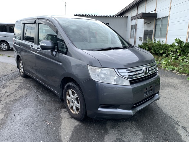 中古車 ホンダ ステップワゴン 2 0 G 4wd の中古車詳細 128 000km グレー 岩手県 39 8万円 中古車情報 中古車 検索なら 車選びドットコム 車選び Com
