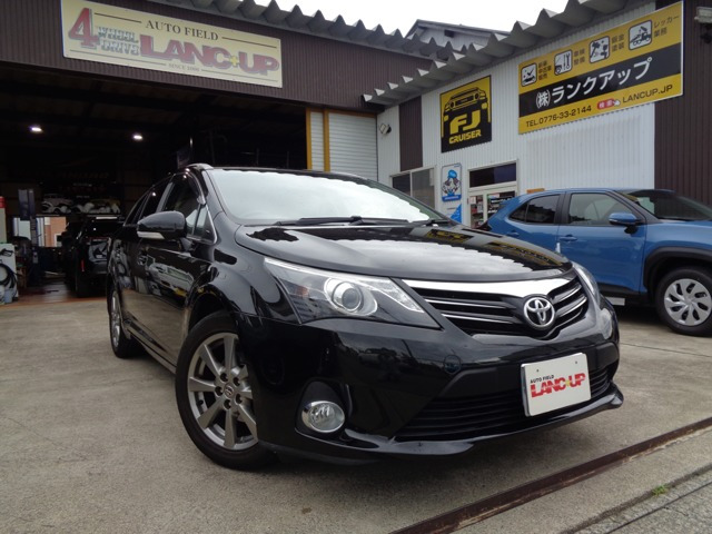 中古車 トヨタ アベンシスワゴン 2 0 Li の中古車詳細 79 000km ブラックブラック 福井県 75万円 中古車情報 中古車 検索なら 車選びドットコム 車選び Com