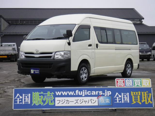 中古車 トヨタ ハイエース 幼児バス2 7g乗車定員4 18人 4wd の中古車詳細 76 944km ベージュ 茨城県 169万円 中古 車情報 中古車検索なら 車選びドットコム 車選び Com