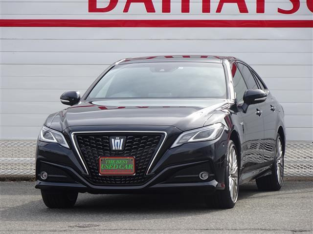 中古車 トヨタ クラウンハイブリッド 2 5 S Four エレガンス スタイル 4wd の中古車詳細 7 000km ブラック 岩手県 408万円 中古車情報 中古車検索なら 車選びドットコム 車選び Com