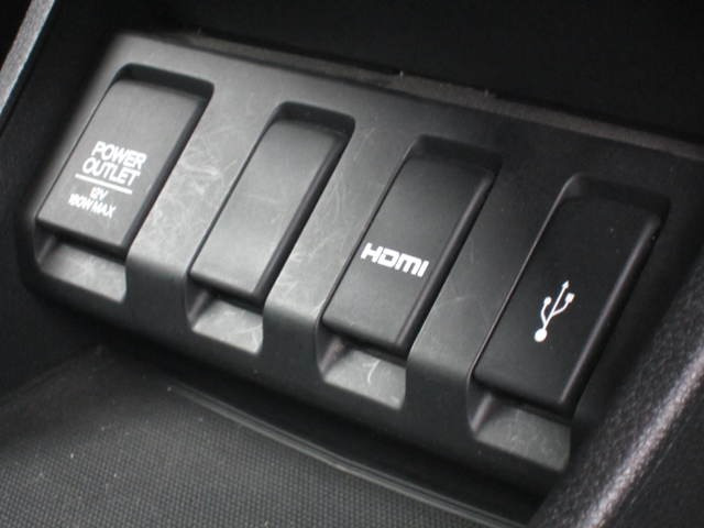 中古車 ホンダ ヴェゼル 1 5 X ホンダセンシング の中古車詳細 40 000km ホワイトパール 秋田県 158万円 中古車情報 中古車検索なら 車選びドットコム 車選び Com