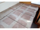 ダイネットはベッド展開可能です! サイズは185cm×120cmです。
