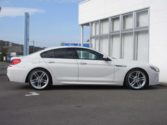 中古車 Bmw 640iグランクーペ 640i Mスポーツ の中古車詳細 17 000km ホワイト 熊本県 478万円 中古車情報 中古車検索なら 車選びドットコム 車選び Com