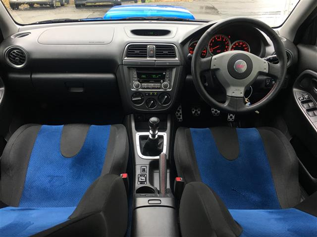 中古車 スバル インプレッサwrx 2 0 Wrx Sti 4wd 4wd 6mt の中古車詳細 30 000km Wrブルーマイカ 新潟県 321 2万円 中古車情報 中古車検索なら 車選びドットコム 車選び Com