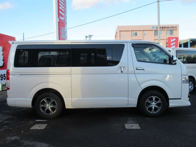 中古車 トヨタ ハイエースバン 3 0 スーパーgl ロング ディーゼル 4wd の中古車詳細 50 000km ホワイトパール 青森県 317 8万円 中古車情報 中古車検索なら 車選びドットコム 車選び Com