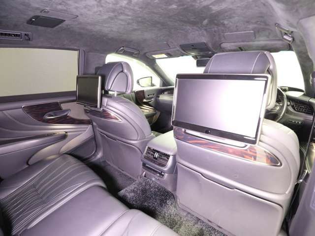 中古車 レクサス Ls500h 500h エグゼクティブ 4wd の中古車詳細 42 000km ブラック 愛知県 900万円 中古車 情報 中古車検索なら 車選びドットコム 車選び Com