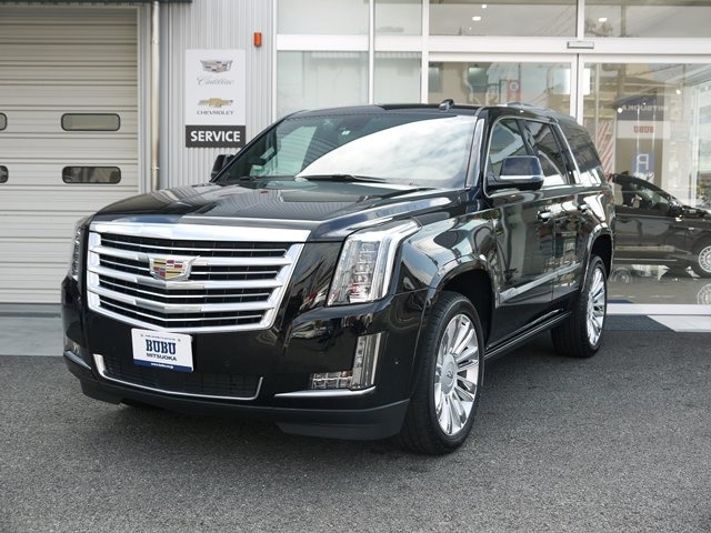 中古車 キャデラック エスカレード プラチナム 4wd 4wd の中古車詳細 16 000km ブラック 兵庫県 1 030万円 中古車 情報 中古車検索なら 車選びドットコム 車選び Com
