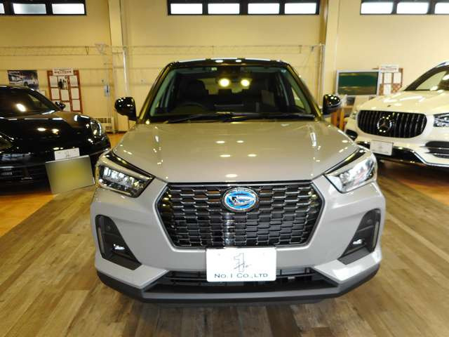 中古車 ダイハツ ロッキー 1 2 プレミアム G Hev の中古車詳細 登録済未使用車 4km走行 グレーツートン 和歌山県 260万円 中古車情報 中古車検索なら 車選びドットコム 車選び Com