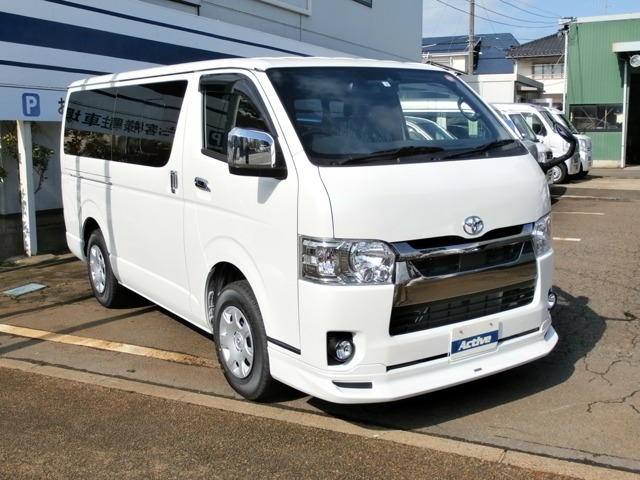 中古車 トヨタ ハイエースバン 2 8 スーパーgl ダークプライムii ロングボディ ディーゼルターボ 4wd の中古車詳細 登録済未使用車 2km走行 パールホワイト 新潟県 4万円 中古車情報 中古車検索なら 車選びドットコム 車選び Com