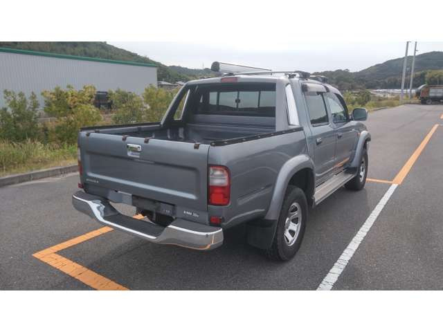 中古車 トヨタ ハイラックス 岡山発 純正ノーマル車 5人 ECT ABS Wエア ...