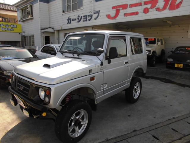 ジムニー ランドベンチャー 4WD エンジン新品リフトアップ車