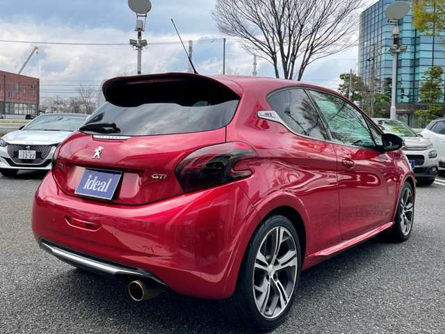 中古車 プジョー 8 Gti の中古車詳細 36 000km レッド 宮城県 119万円 中古車情報 中古車検索なら 車 選びドットコム 車選び Com