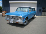 サバーバン  2WD 6人乗り 1972年モデル