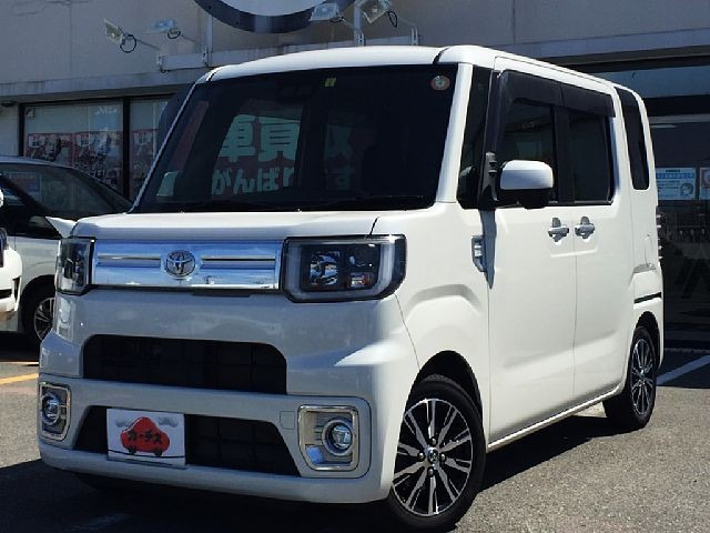 中古車 トヨタ ピクシスメガ Gターボ Saii の中古車詳細 28 000km 真珠白 大阪府 165 9万円 中古車情報 中古車 検索なら 車選びドットコム 車選び Com
