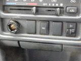 4WD 切り替えボタン