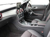 CLAクラス AMG CLA45 CLA45 4マチック 4WD 