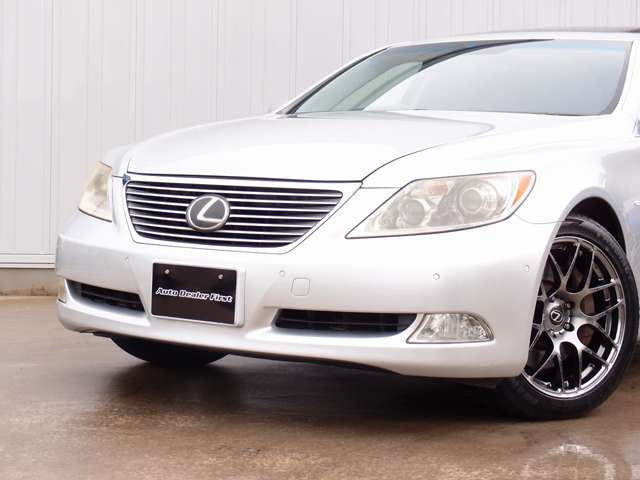 レクサス LS DBA-USF40 オーディオ 077 86804-50010 1UR-FSE レクサス LS DBA-USF40 左Rエアサス 077 48090-50410