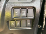 スライドドア開閉(左後)スイッチ付!運転席のボタン一つで開閉できるので便利☆