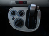 純正SDナビ・フルセグ・Bカメラ・Bluetooth・キーレス・電格ミラー・Wエアバック・ABS・エアコン・走行46,922km・1オーナー車
